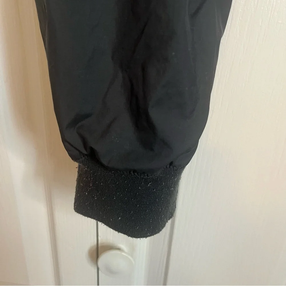 Vintage Y2K Men’s Nike Track Pants Sz S Nylon Joggers Button Closure Zip Pocket